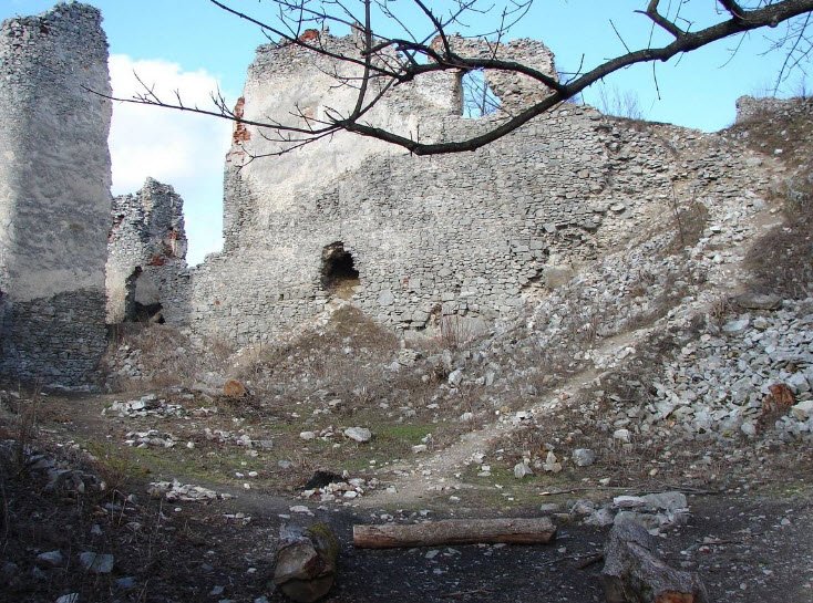 Hrad Gýmeš, Jelenec, Slovakia, Slovakia